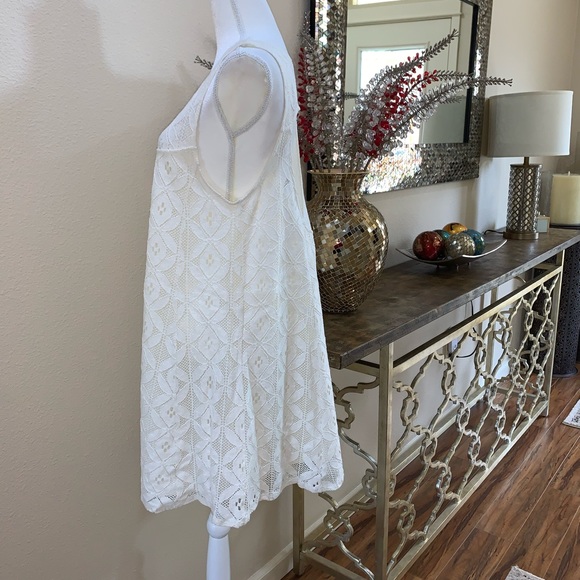 Beautiful white summer dress - Picture 2 of 14